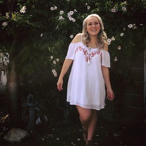 Meet your Posher, Courtney